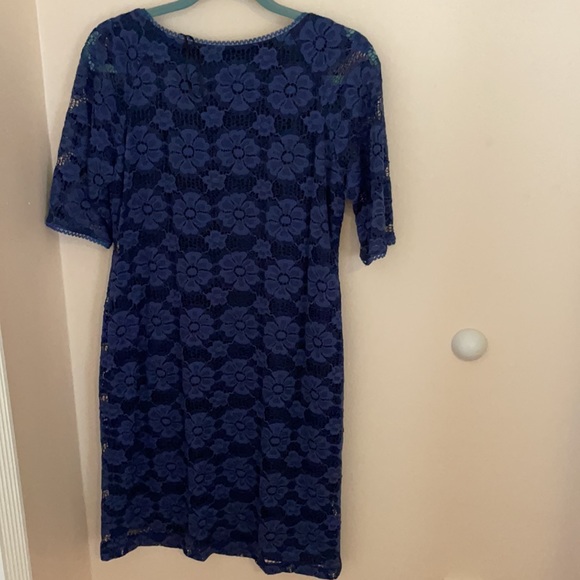 Dress - Picture 3 of 3